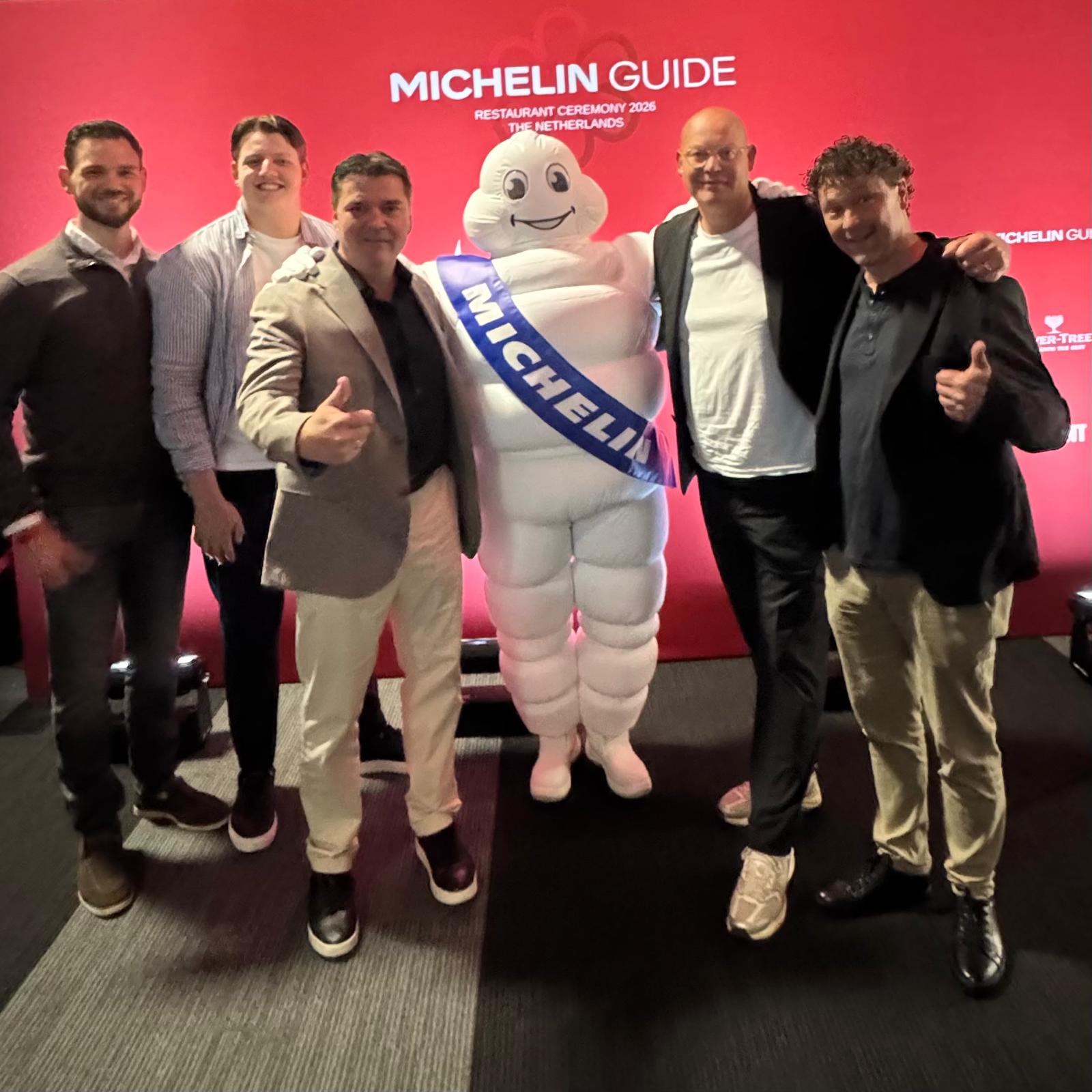 Het Kromme Dissel Team bij de uitrijking van het 55e jaar op rij Michelinster.